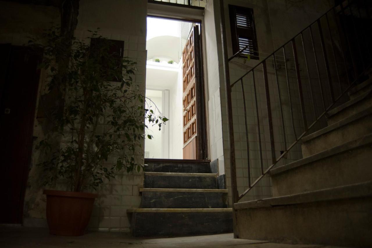 Mincasa Nel Cuore Di Napoli Exterior foto